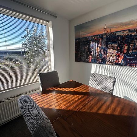 SIRIUS A PROPERTIES - 3 Bedrooms - - Amazing Hillside Views of Derby City Centre - - Free WIFI - - NETFLIX - - SKY-SPORTS - - MONOPOLY - - UNO - - CARDS Eksteriør bilde