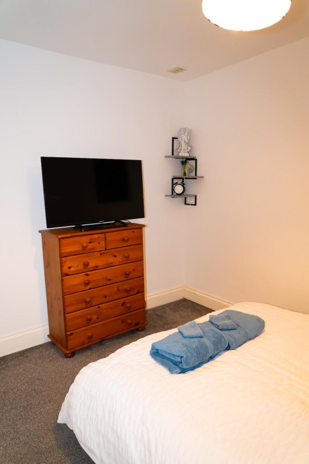 SIRIUS A PROPERTIES - 3 Bedrooms - - Amazing Hillside Views of Derby City Centre - - Free WIFI - - NETFLIX - - SKY-SPORTS - - MONOPOLY - - UNO - - CARDS Eksteriør bilde